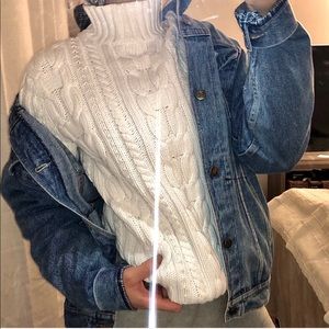 Cable knit turtle neck